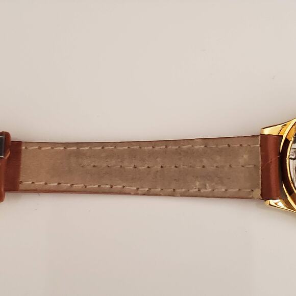 Ohio State Buckeyes Women's Watch Gold Tone Brown Band - Picture 9 of 11